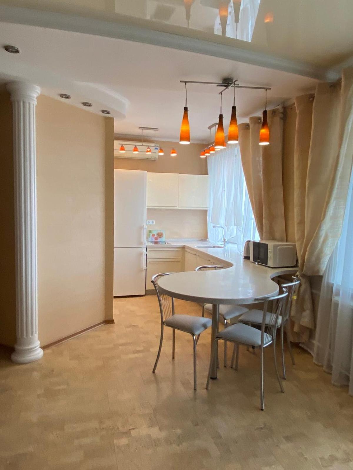 Appartamento Центр Яворницького 55 Пассаж Dnipro Esterno foto